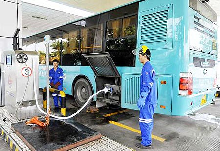 國內LNG加氣站將達380座 國內LNG加氣站將達380座